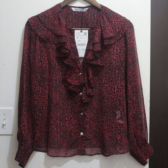NWT Ruffled Animal Print Red Blouse. - Picture 2 of 6